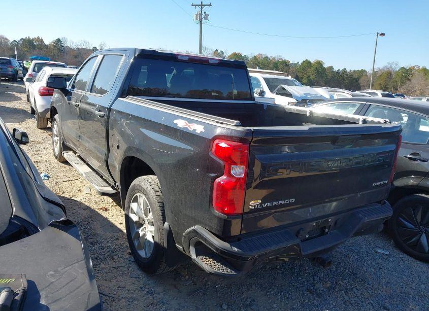 Photo 3 of 2023 Chevrolet Silverado 1500 4WD SHORT BED CUSTOM (VIN 1GCPDBEK5PZ185029)