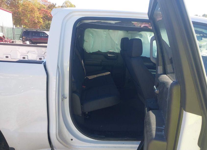 Photo 8 of 2024 Chevrolet Silverado 1500 (VIN 1GCPDBEK5RZ181016)