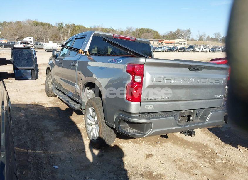 Photo 3 of 2023 Chevrolet Silverado 1500 4WD SHORT BED CUSTOM (VIN 1GCPDBEK8PZ289983)