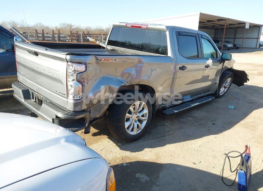Photo 4 of 2023 Chevrolet Silverado 1500 4WD SHORT BED CUSTOM (VIN 1GCPDBEK8PZ289983)