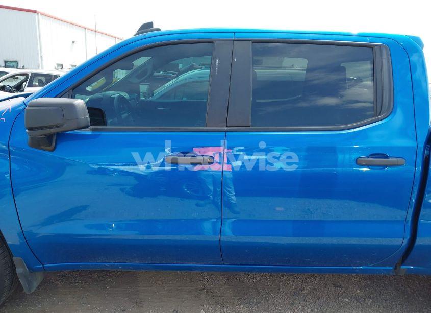 Photo 14 of 2022 Chevrolet Silverado 1500 4WD SHORT BED CUSTOM (VIN 1GCPDBEK9NZ631079)