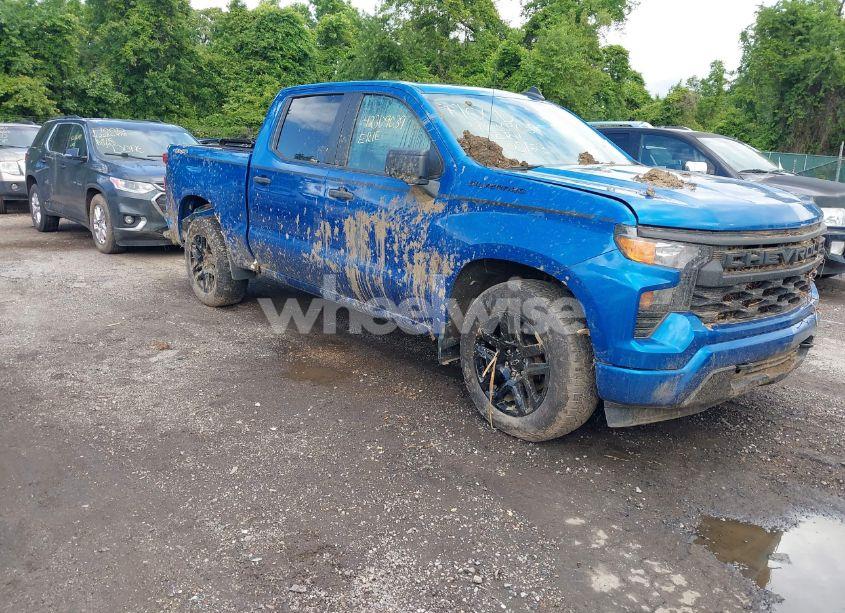 2022 Chevrolet Silverado 1500 4WD SHORT BED CUSTOM (VIN 1GCPDBEKXNZ527992) main photo