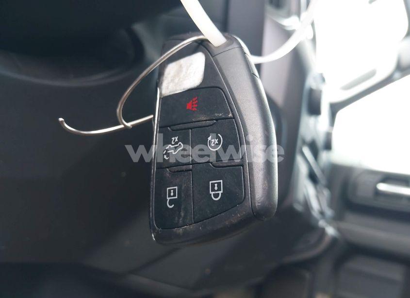 Photo 11 of 2022 Chevrolet Silverado 1500 4WD SHORT BED CUSTOM (VIN 1GCPDBEKXNZ527992)