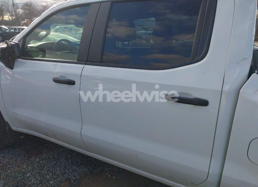 Photo 14 of 2022 Chevrolet Silverado 1500 4WD SHORT BED CUSTOM (VIN 1GCPDBEKXNZ599159)