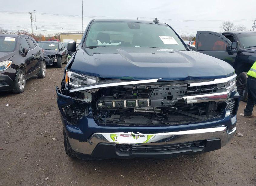 Photo 6 of 2023 Chevrolet Silverado 1500 4WD STANDARD BED LT (VIN 1GCPDDEK1PZ236229)