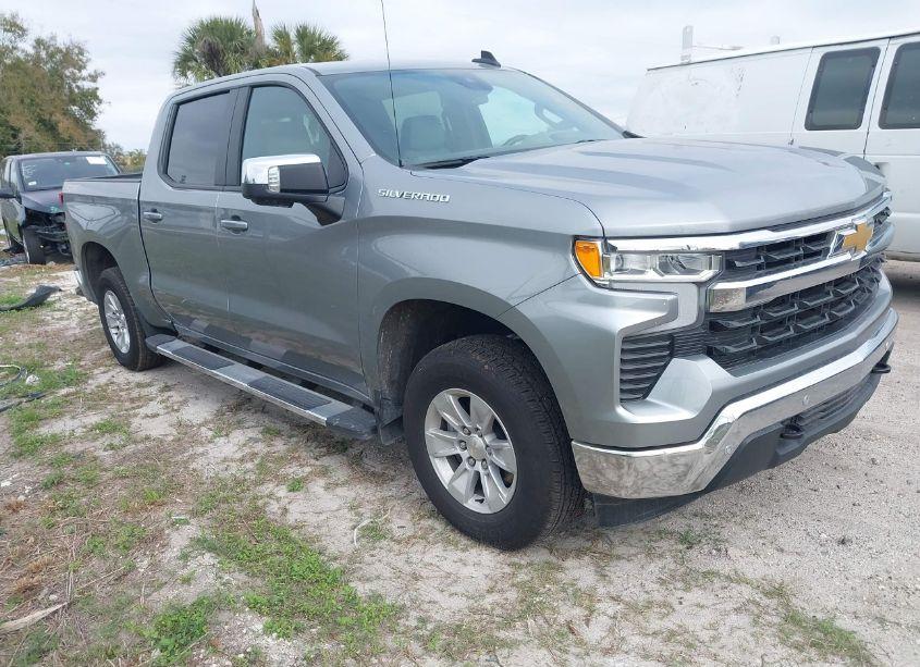 2024 Chevrolet Silverado 1500 4WD SHORT BED LT (VIN 1GCPDDEK2RZ315668) main photo