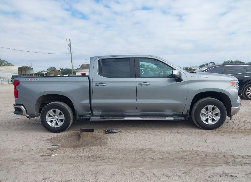 Photo 13 of 2024 Chevrolet Silverado 1500 4WD SHORT BED LT (VIN 1GCPDDEK2RZ315668)