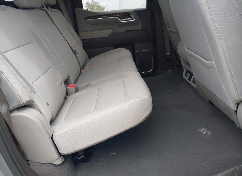 Photo 8 of 2024 Chevrolet Silverado 1500 4WD SHORT BED LT (VIN 1GCPDDEK2RZ315668)