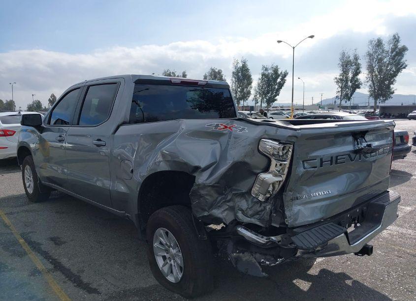 Photo 3 of 2023 Chevrolet Silverado 1500 4WD STANDARD BED LT (VIN 1GCPDDEK4PZ220381)