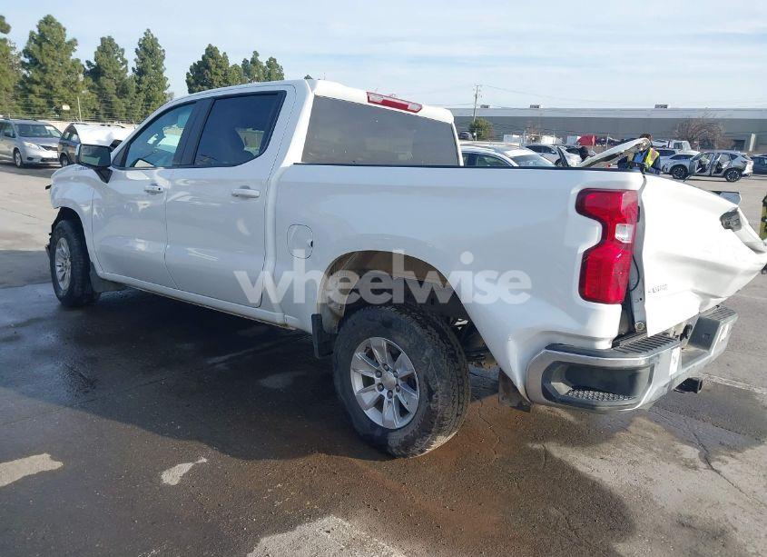 Photo 3 of 2022 Chevrolet Silverado 1500 4WD STANDARD BED LT (VIN 1GCPDDEK5NZ503949)