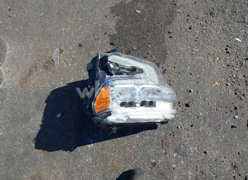 Photo 12 of 2023 Chevrolet Silverado 1500 4WD STANDARD BED LT (VIN 1GCPDDEKXPZ202452)