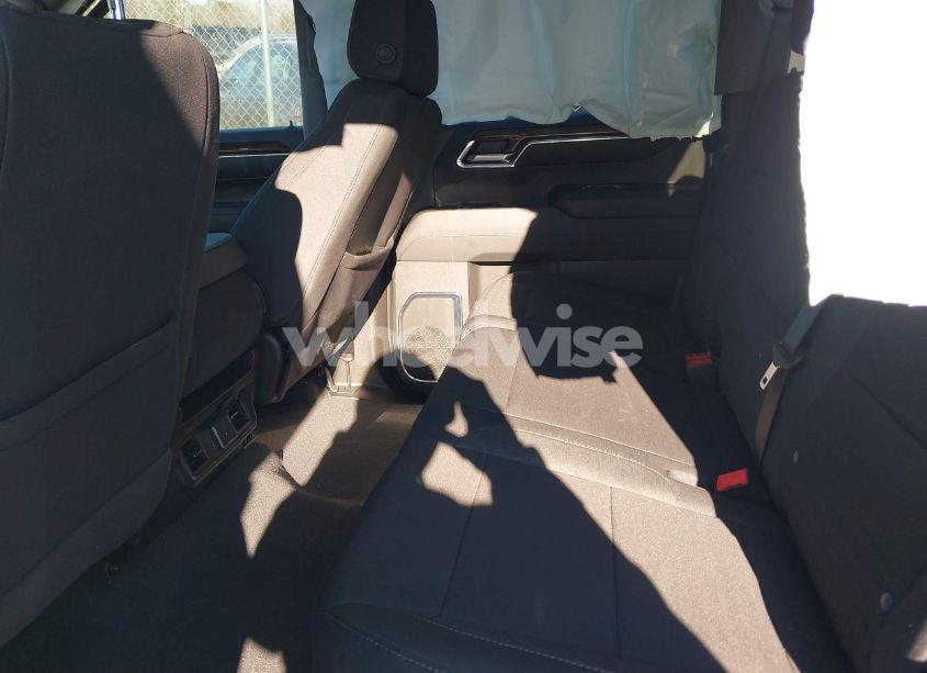 Photo 8 of 2024 Chevrolet Silverado 1500 4WD SHORT BED LT WITH 2FL (VIN 1GCPDKEK0RZ298017)