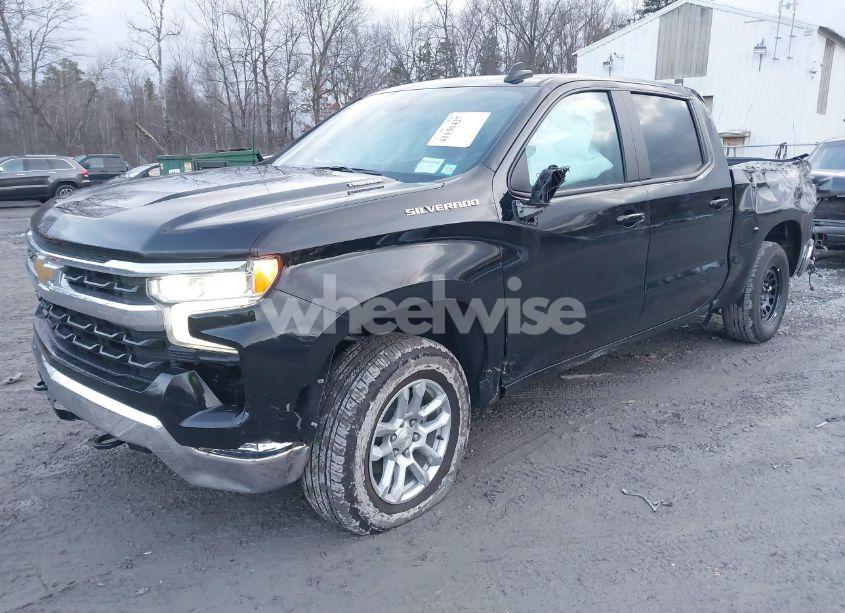 Photo 2 of 2024 Chevrolet Silverado 1500 4WD SHORT BED LT WITH 2FL (VIN 1GCPDKEK0RZ356790)