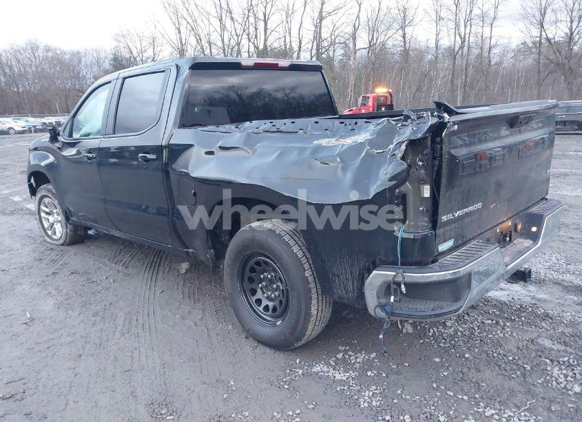 Photo 3 of 2024 Chevrolet Silverado 1500 4WD SHORT BED LT WITH 2FL (VIN 1GCPDKEK0RZ356790)
