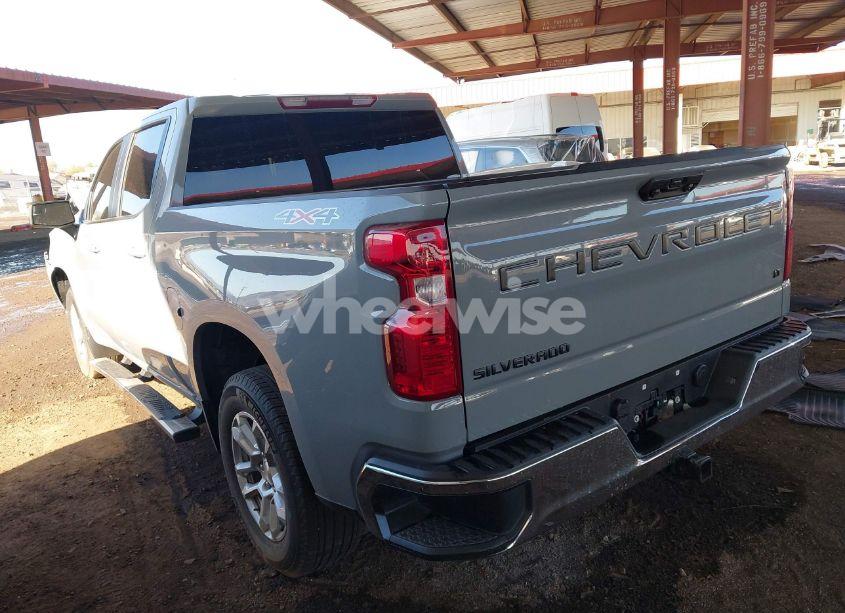 Photo 3 of 2024 Chevrolet Silverado 1500 4WD SHORT BED LT WITH 2FL (VIN 1GCPDKEK2RZ359108)