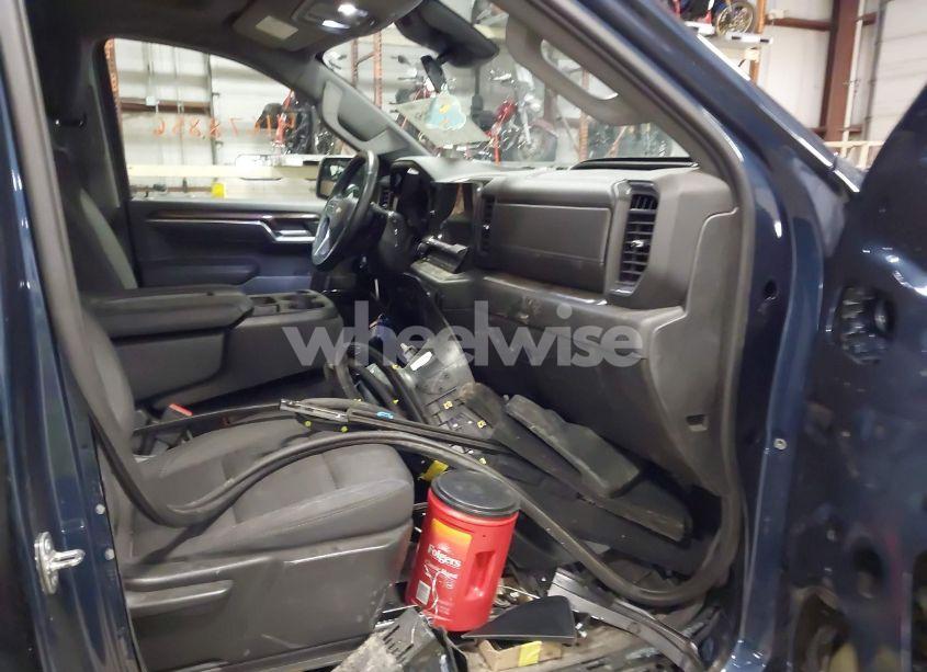 Photo 5 of 2023 Chevrolet Silverado 1500 4WD SHORT BED LT WITH 2FL (VIN 1GCPDKEK3PZ204340)