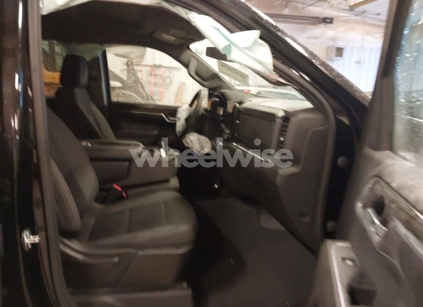 Photo 5 of 2023 Chevrolet Silverado 1500 4WD SHORT BED LT WITH 2FL (VIN 1GCPDKEK4PZ191212)