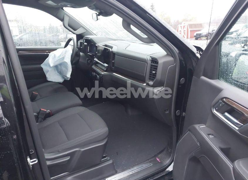 Photo 5 of 2024 Chevrolet Silverado 1500 4WD SHORT BED LT WITH 2FL (VIN 1GCPDKEK5RZ180089)