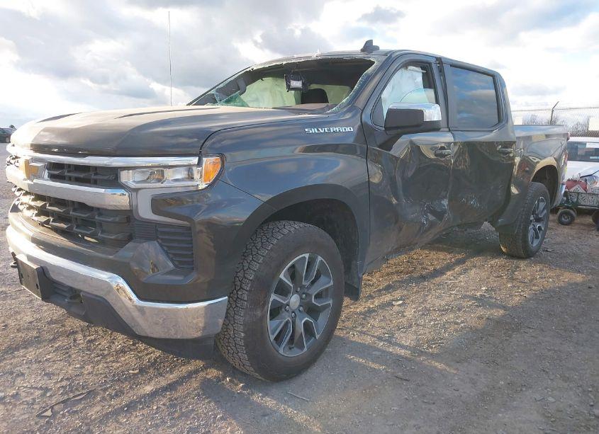 Photo 2 of 2024 Chevrolet Silverado 1500 4WD SHORT BED LT WITH 2FL (VIN 1GCPDKEK6RZ225072)