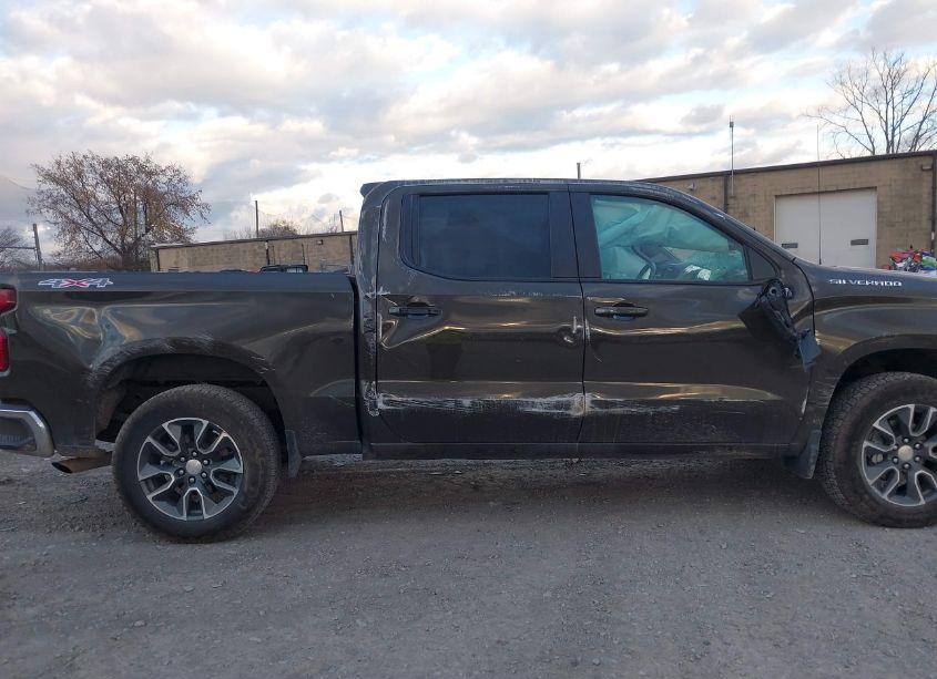 Photo 6 of 2024 Chevrolet Silverado 1500 4WD SHORT BED LT WITH 2FL (VIN 1GCPDKEK6RZ225072)