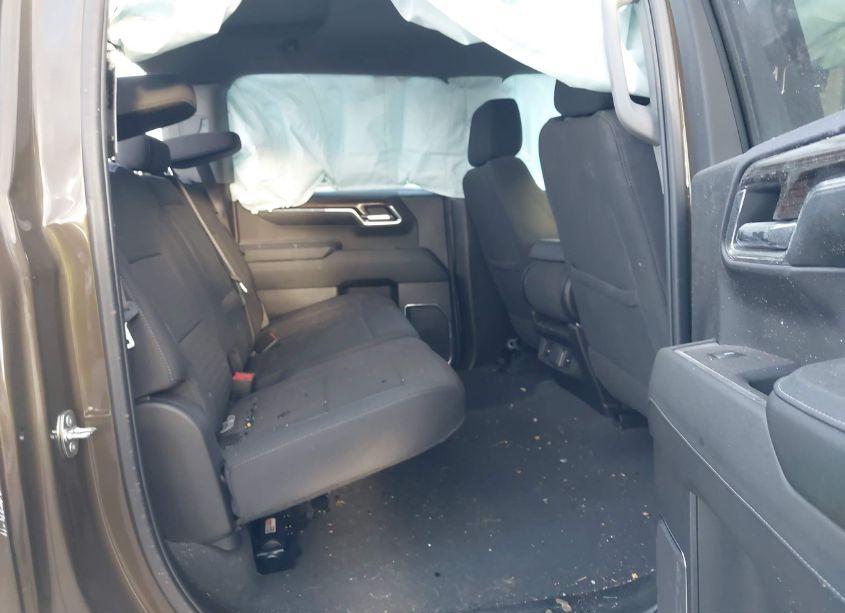 Photo 8 of 2024 Chevrolet Silverado 1500 4WD SHORT BED LT WITH 2FL (VIN 1GCPDKEK6RZ225072)