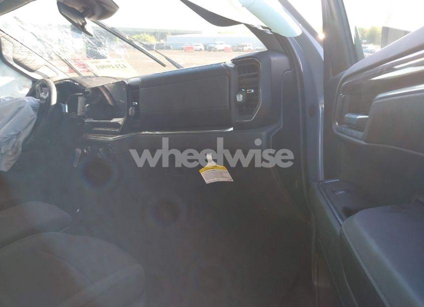 Photo 5 of 2024 Chevrolet Silverado 1500 (VIN 1GCPDKEK6RZ370452)