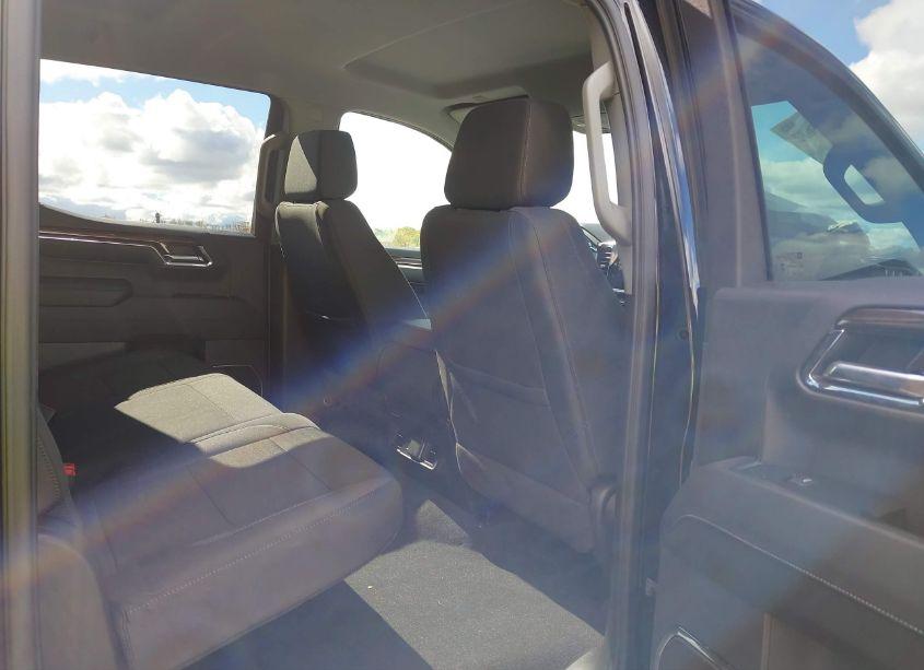 Photo 8 of 2024 Chevrolet Silverado 1500 4WD SHORT BED LT WITH 2FL (VIN 1GCPDKEK7RZ297852)