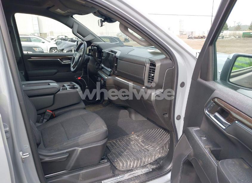 Photo 5 of 2024 Chevrolet Silverado 1500 4WD SHORT BED LT WITH 2FL (VIN 1GCPDKEK8RZ274516)