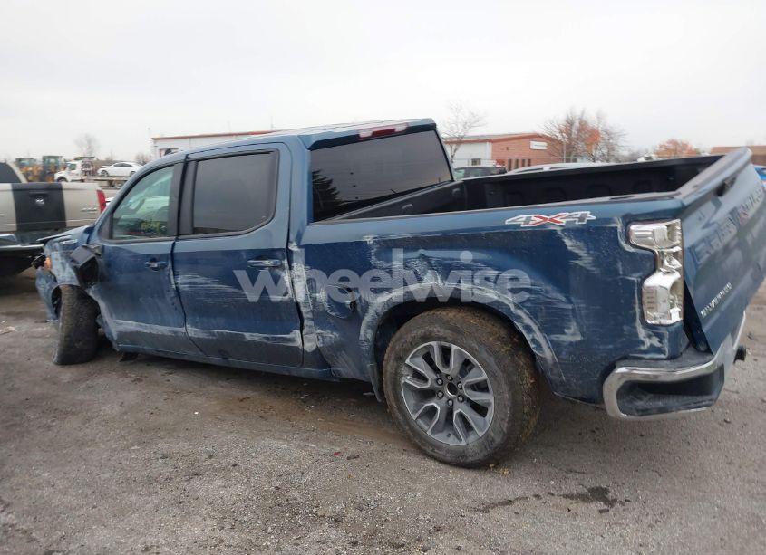 Photo 3 of 2024 Chevrolet Silverado 1500 4WD SHORT BED LT WITH 2FL (VIN 1GCPDKEK8RZ324833)