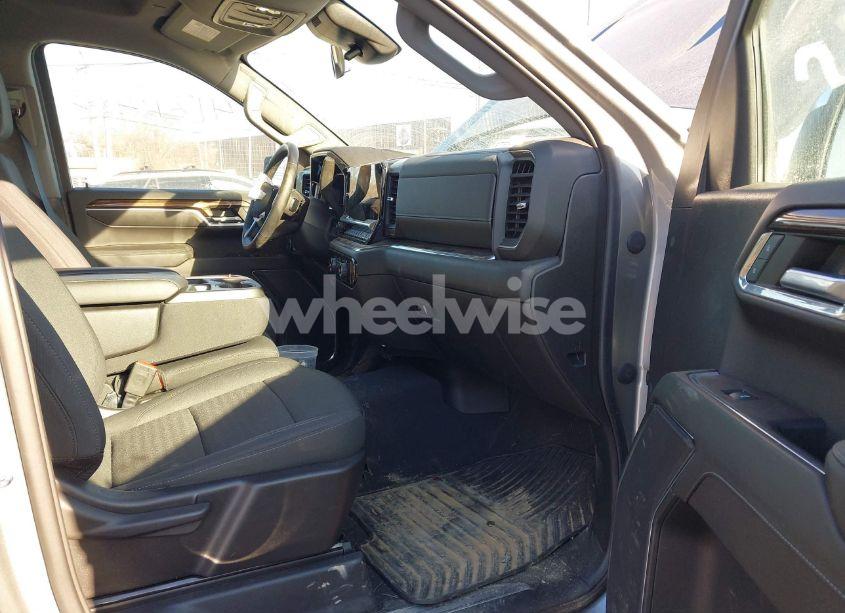 Photo 5 of 2023 Chevrolet Silverado 1500 4WD SHORT BED LT WITH 2FL (VIN 1GCPDKEK9PZ220168)