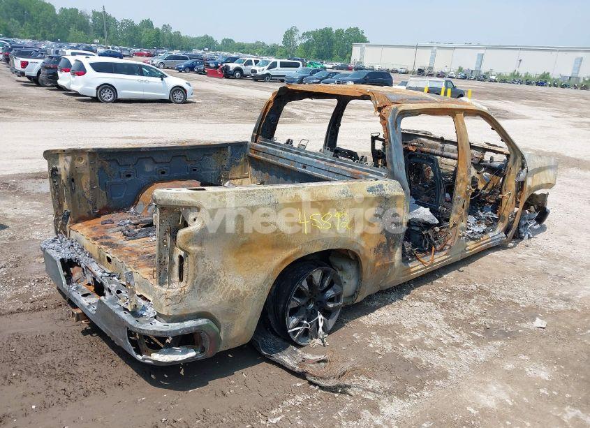 Photo 4 of 2024 Chevrolet Silverado 1500 4WD SHORT BED LT WITH 2FL (VIN 1GCPDKEK9RZ232730)