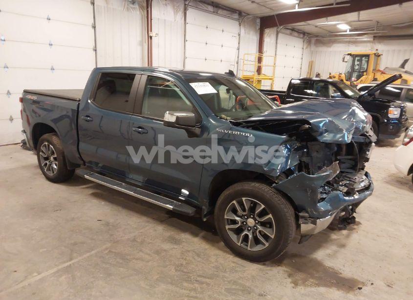 2024 Chevrolet Silverado 1500 4WD SHORT BED LT WITH 2FL (VIN 1GCPDKEKXRZ244644) main photo