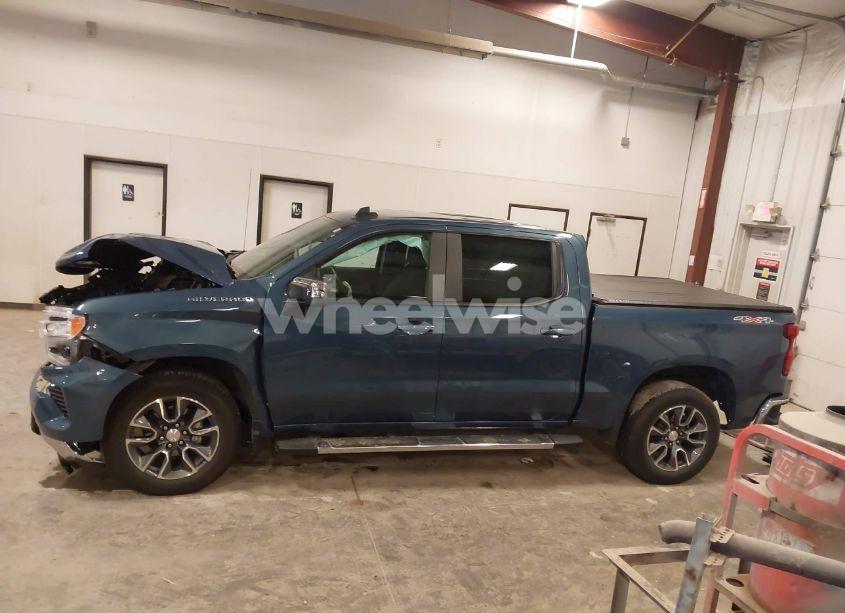 Photo 14 of 2024 Chevrolet Silverado 1500 4WD SHORT BED LT WITH 2FL (VIN 1GCPDKEKXRZ244644)