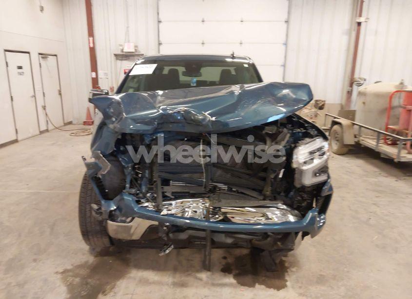 Photo 6 of 2024 Chevrolet Silverado 1500 4WD SHORT BED LT WITH 2FL (VIN 1GCPDKEKXRZ244644)