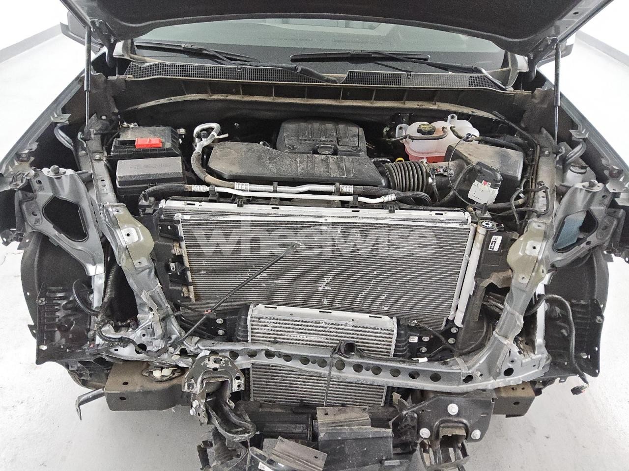 Photo 11 of 2025 CHEVROLET SILVERADO K1500 LT (VIN 1GCPKDEK9SZ251656)