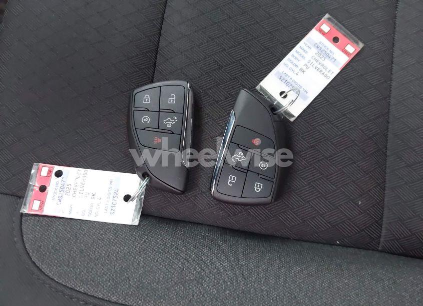 Photo 11 of 2025 Chevrolet Silverado 1500 4WD SHORT BED LT WITH 2FL (VIN 1GCPKKEK1SZ107524)