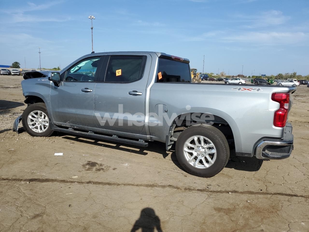 Photo 2 of 2025 CHEVROLET SILVERADO K1500 LT-L N/A (VIN 1GCPKKEK9SZ229287)