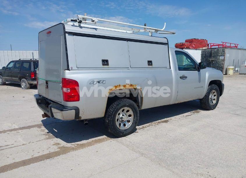 Photo 4 of 2010 Chevrolet Silverado 1500 WORK TRUCK (VIN 1GCPKPE00AZ172455)