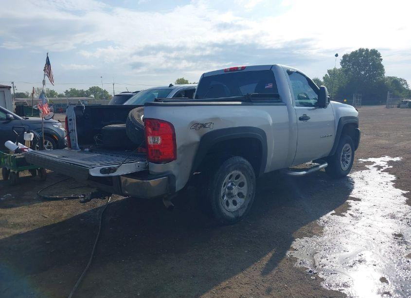 Photo 4 of 2010 Chevrolet Silverado 1500 WORK TRUCK (VIN 1GCPKPEX4AZ191197)