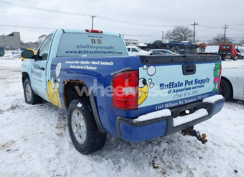 Photo 3 of 2010 Chevrolet Silverado 1500 LT (VIN 1GCPKSE01AZ297077)