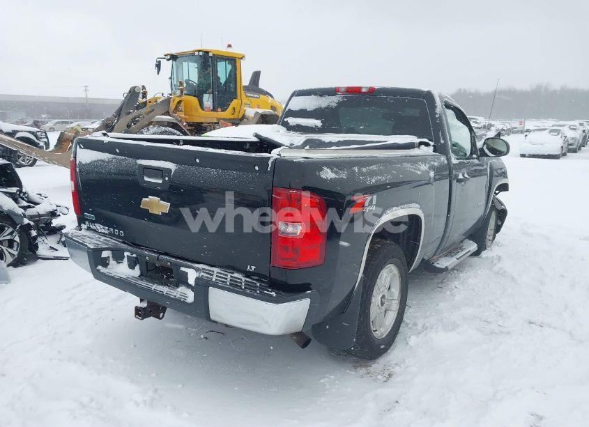 Photo 4 of 2010 Chevrolet Silverado 1500 LT (VIN 1GCPKSE05AZ291038)