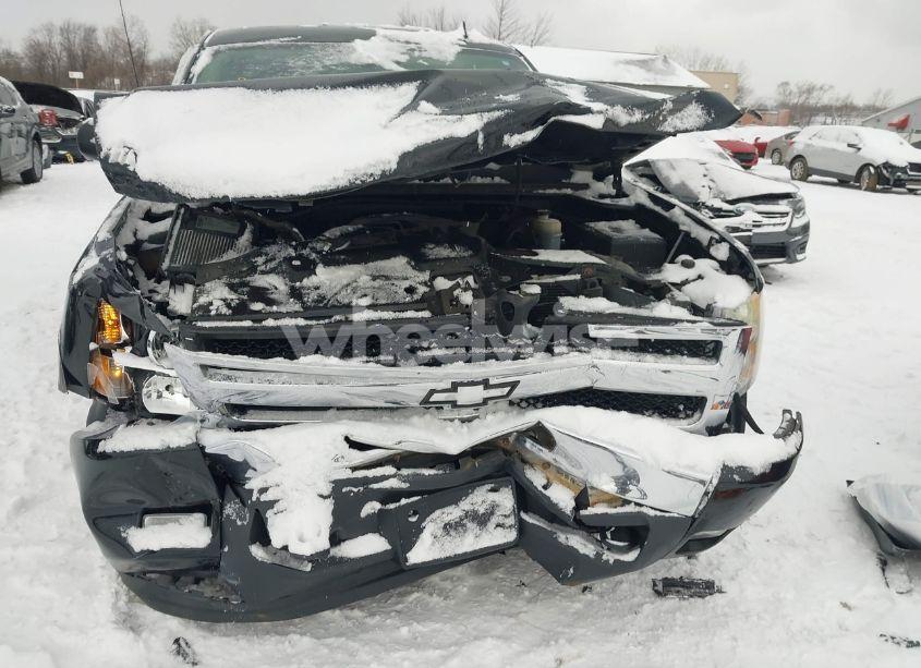 Photo 6 of 2010 Chevrolet Silverado 1500 LT (VIN 1GCPKSE05AZ291038)