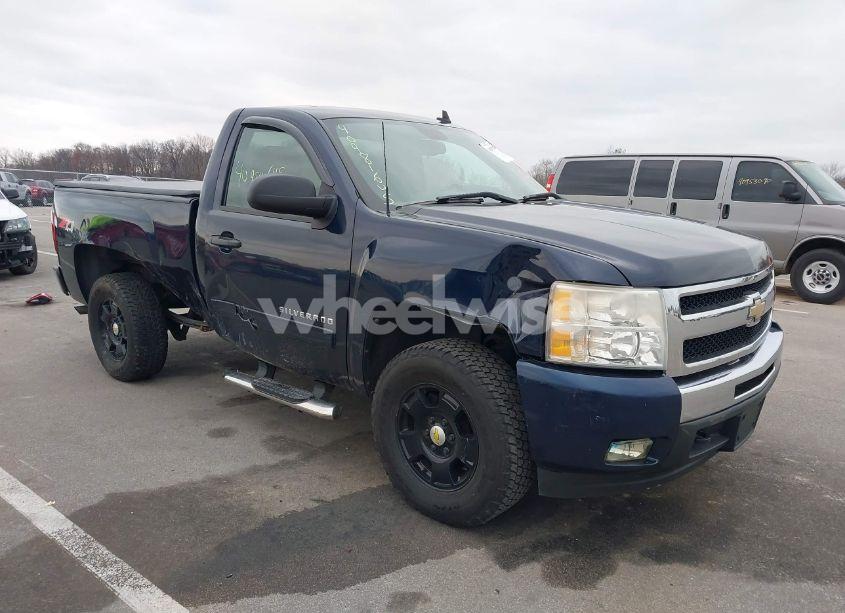 2010 Chevrolet Silverado 1500 LT (VIN 1GCPKSE06AZ209916) main photo
