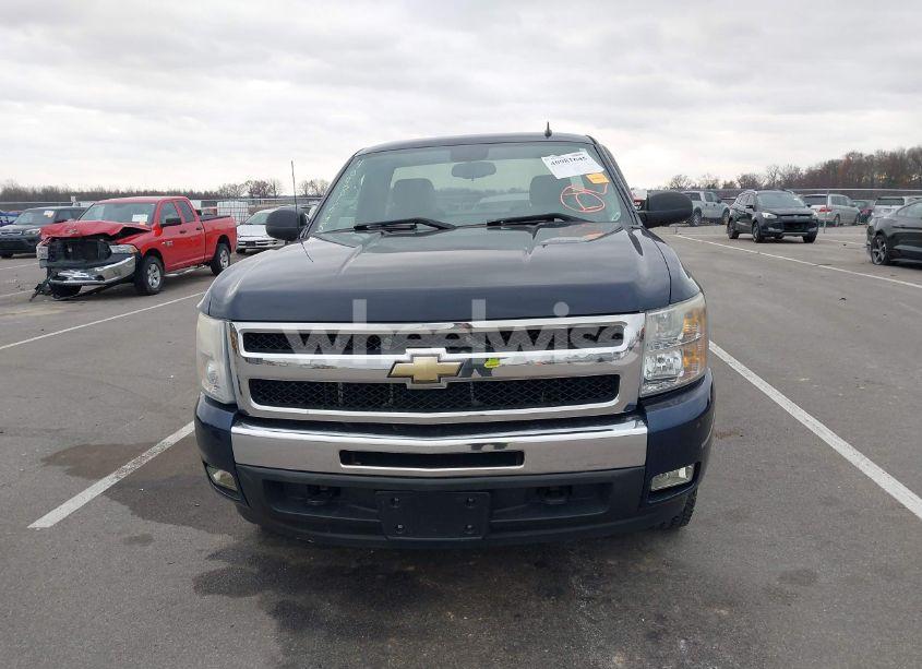 Photo 13 of 2010 Chevrolet Silverado 1500 LT (VIN 1GCPKSE06AZ209916)