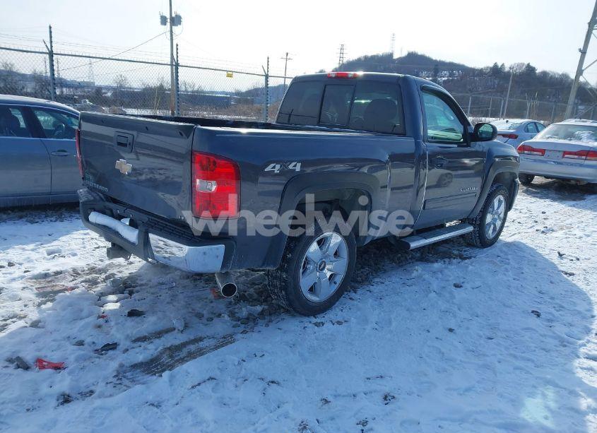 Photo 4 of 2010 Chevrolet Silverado 1500 LT (VIN 1GCPKSE07AZ265542)