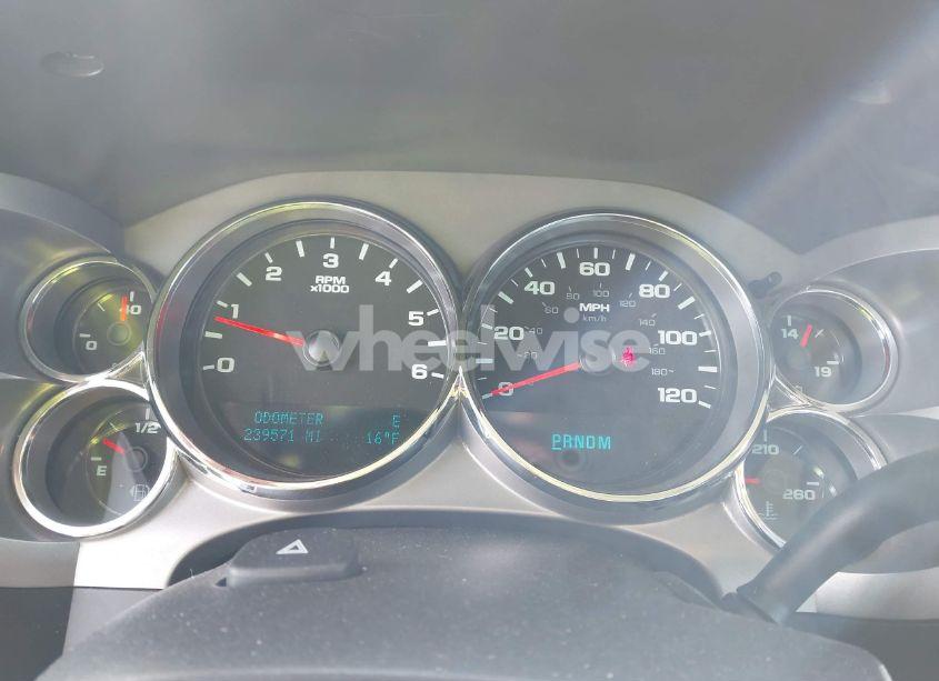 Photo 7 of 2010 Chevrolet Silverado 1500 LT (VIN 1GCPKSE07AZ265542)