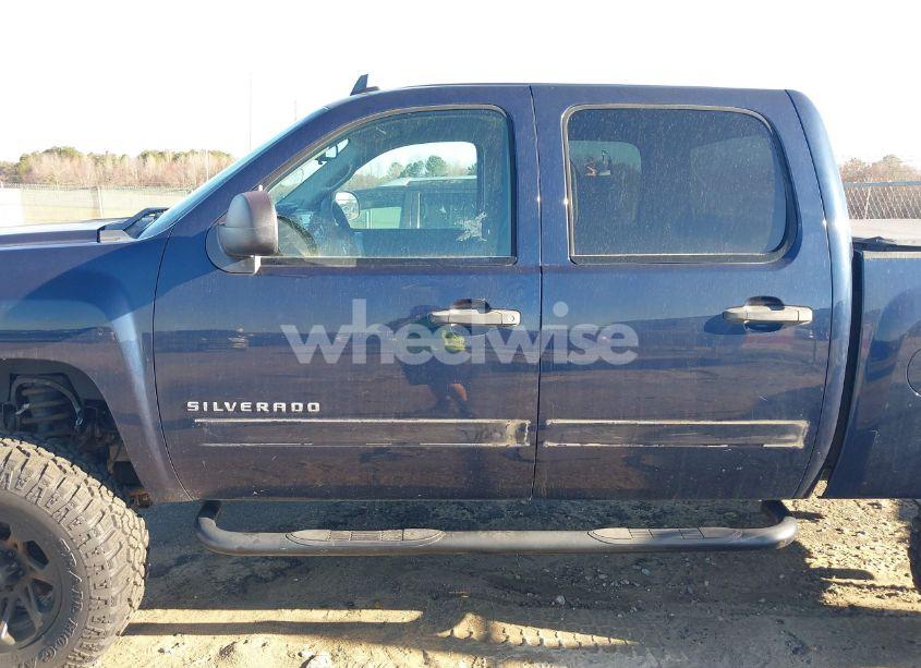 Photo 14 of 2011 Chevrolet Silverado 1500 LT (VIN 1GCPKSE30BF152108)