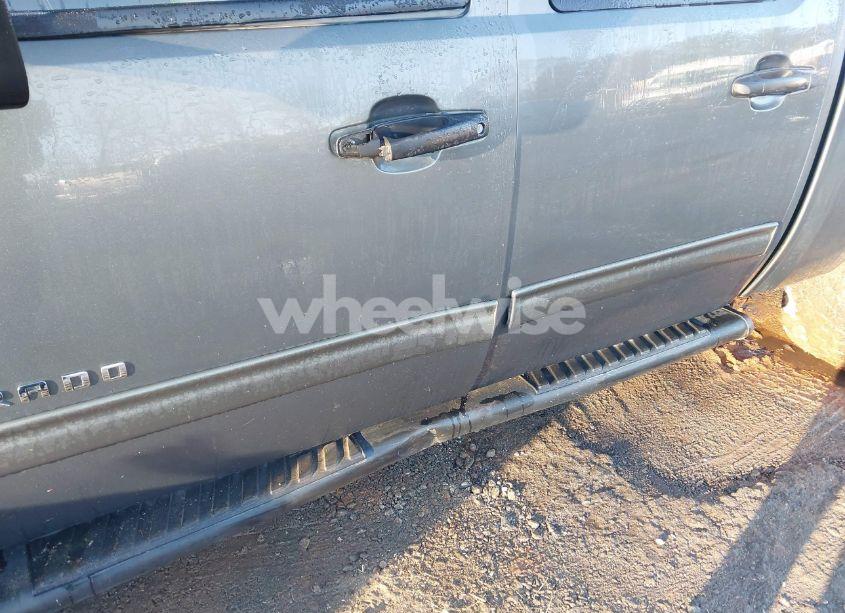 Photo 6 of 2011 Chevrolet Silverado 1500 LT (VIN 1GCPKSE32BF168147)