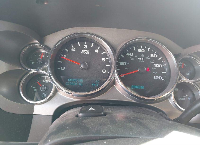 Photo 7 of 2011 Chevrolet Silverado 1500 LT (VIN 1GCPKSE37BF139873)