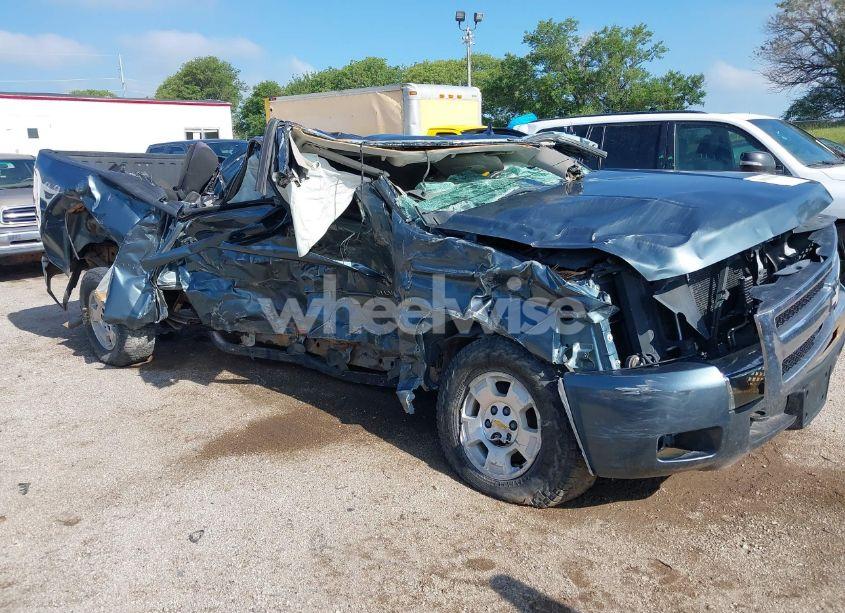 2011 Chevrolet Silverado 1500 LT (VIN 1GCPKSE39BF141883) main photo